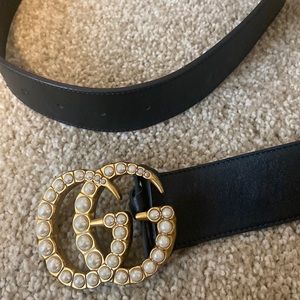 Gucci pearl belt
